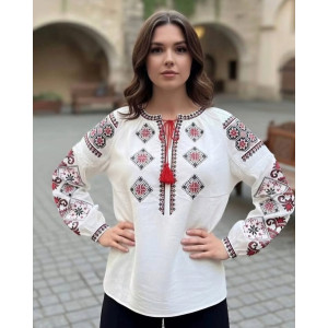 Вишиванка біла з червоним орнаментом